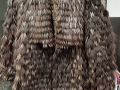 Haina din blana de vulpe polara